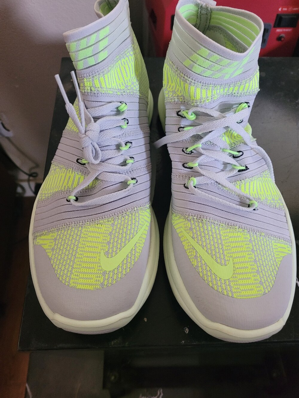 Nike Mens 10.5 High-Top Flyknit Sneakers in Neon Yellow and Light Gray